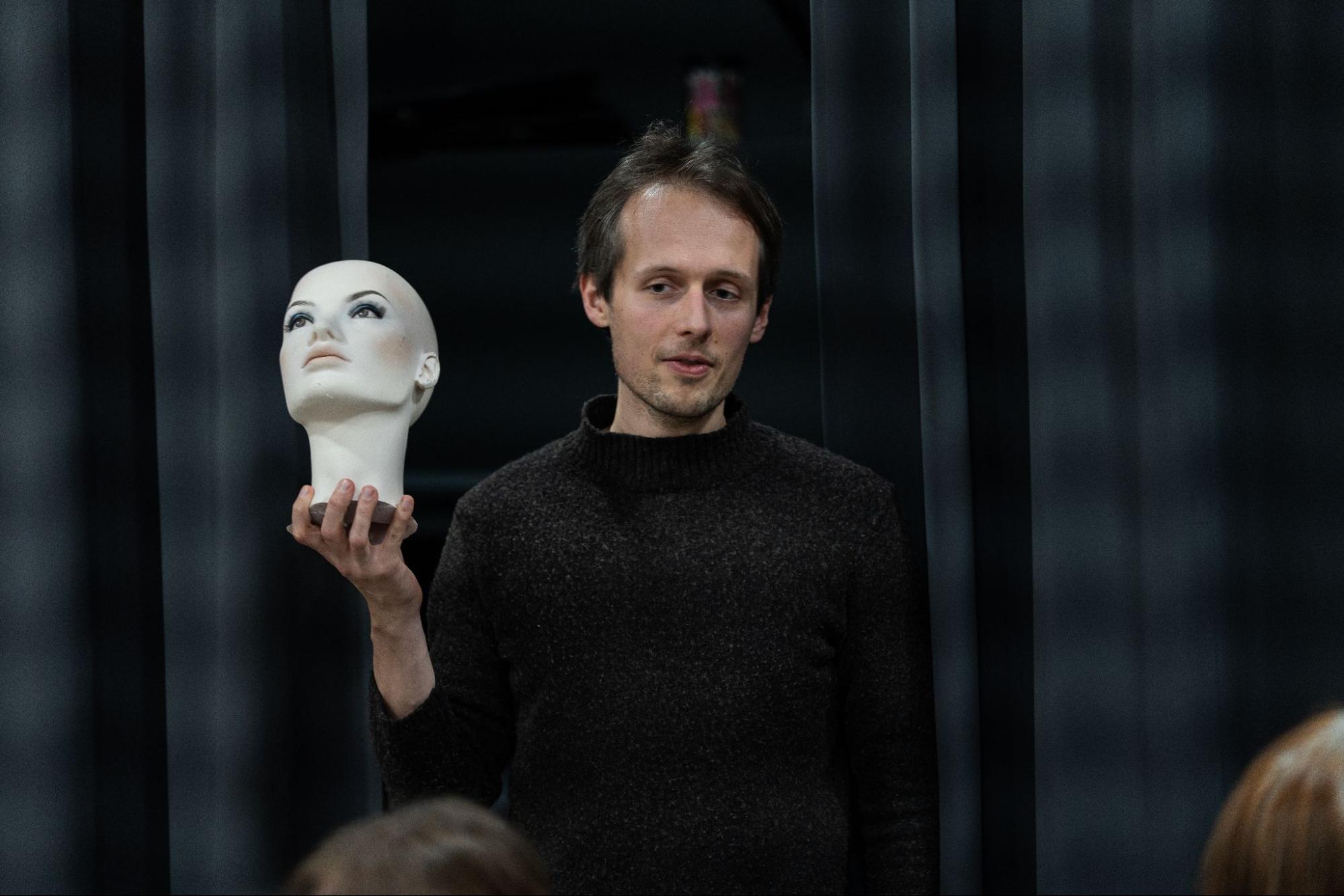 Jiří Riessler Zuzaník — kurator HEX Gallery