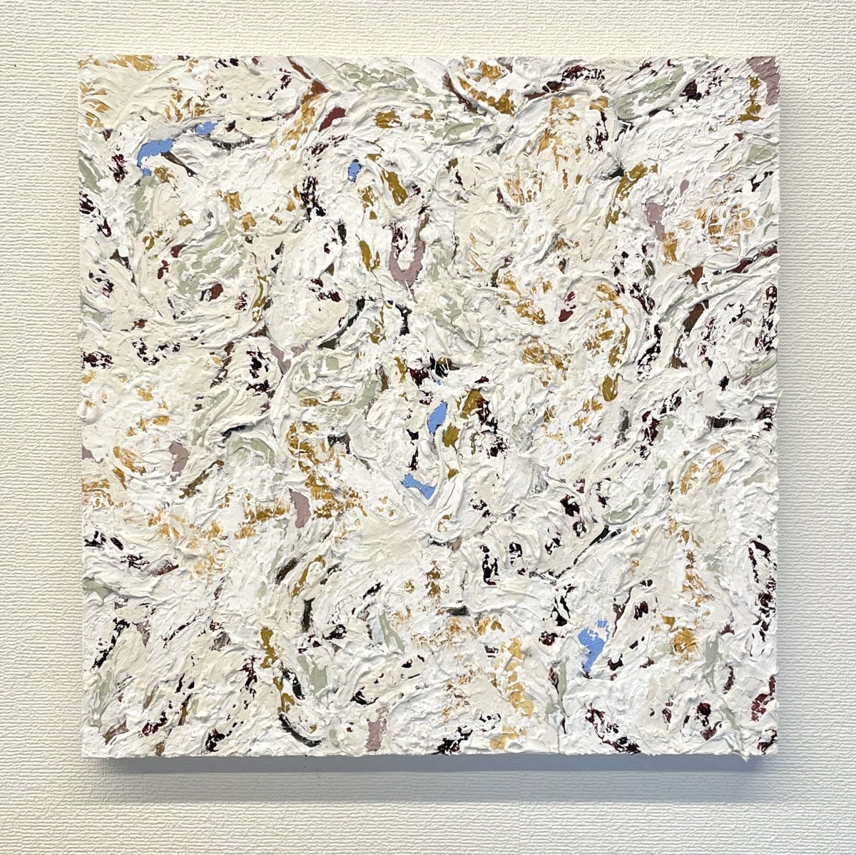 Painting W4826, mixed media on panel. Optional framing: solid oak frame, handcrafted by a master artisan, 33 × 33 cm. – artwork by Dominique Lutringer