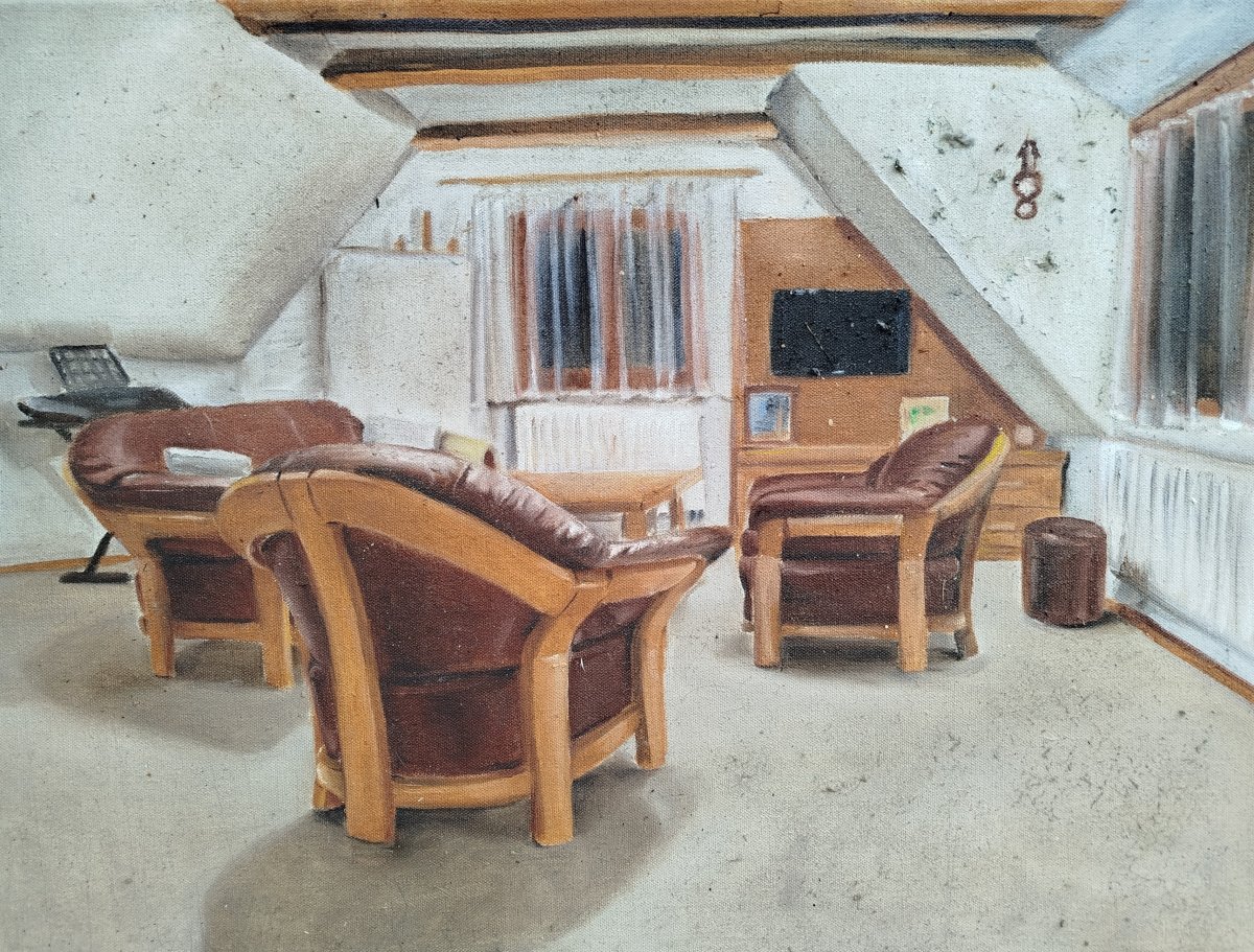 Zaprášený obývací pokoj, olej a prach na plátně, 2022, 60 × 80 cm - artwork by Lenka Zadražilová