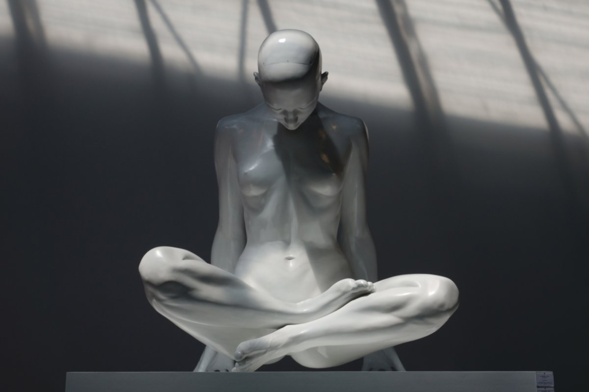 The Levitation III, 2009, polyester, steel, acrylic and oil paint, 200 cm x 190 cm x 200 cm - artwork by David Moješčík MojDa