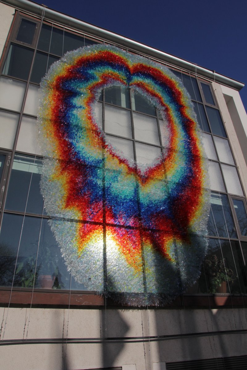 Oil on House (Site-specific), Tereza Holá and Hynek Skoták, Brno, 2021 - artwork by Tereza Holá