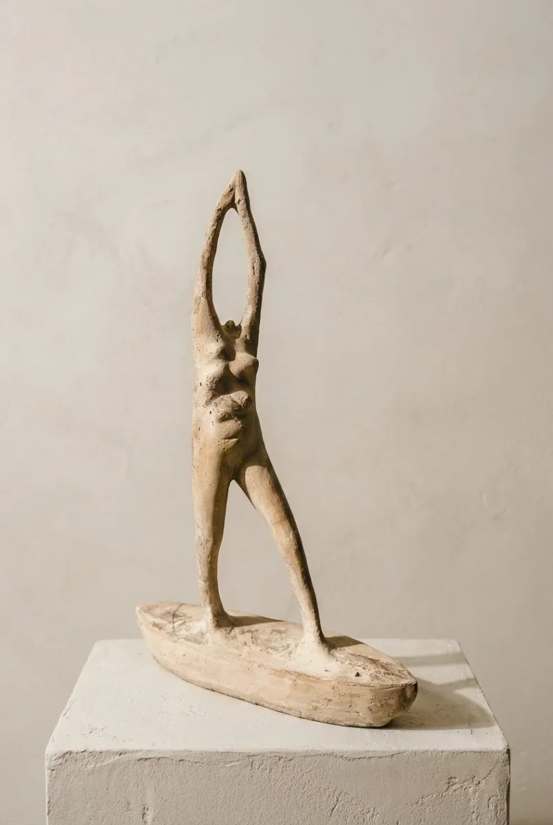 Maternity, height 60 cm, Roman cement, 2023 - artwork by Jana Omelková